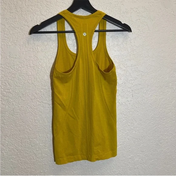 Lululemon Swiftly Tech tank top hip length - Picture 2 of 5